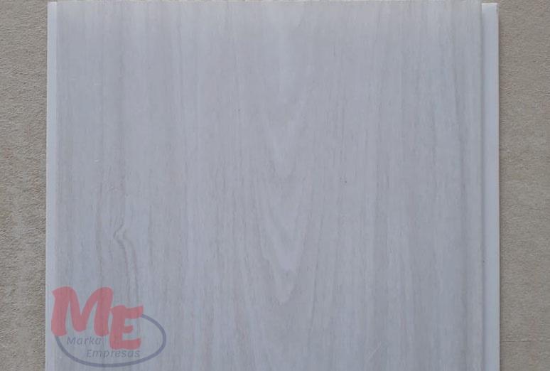 CIELO RASO PVC MADERA HUMO